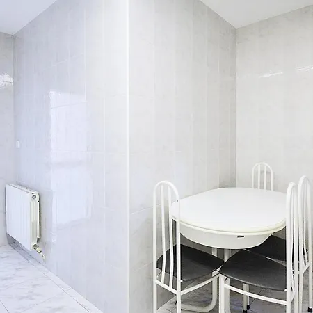Apartament Galihost - En Fefinanes, *